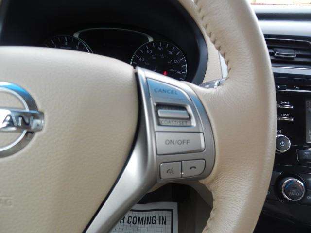 2014 Nissan Altima 2.5 SV 4dr Sedan